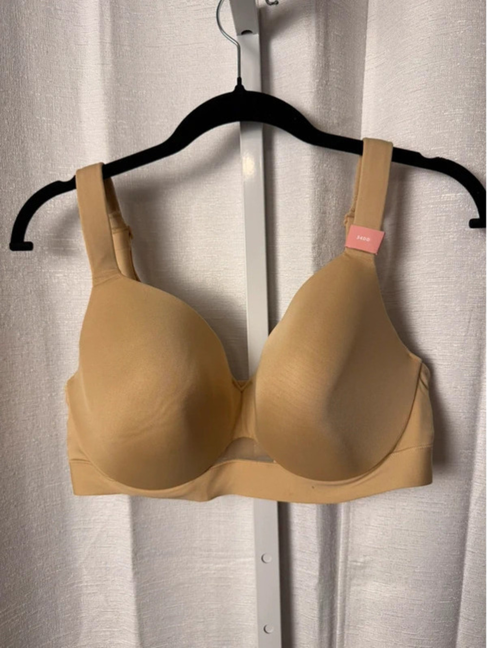 Lightly Lined Full Coverage Nude Bra Size 34DD